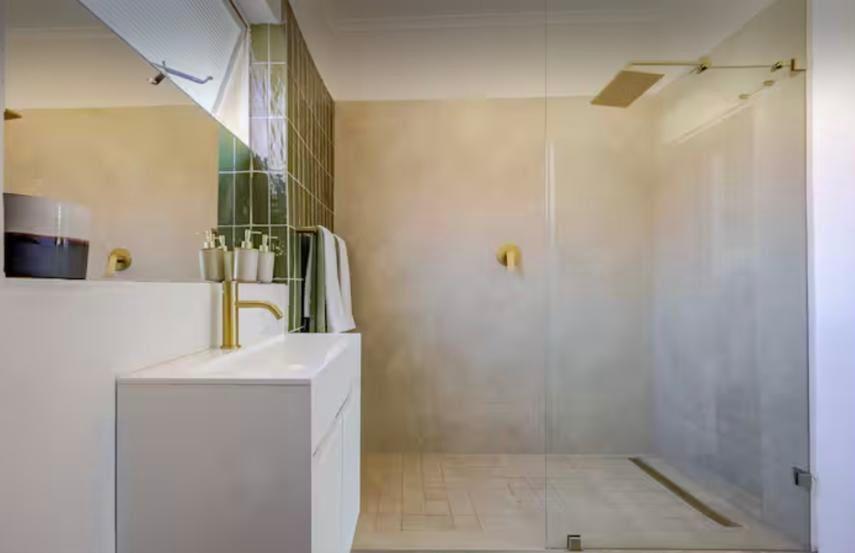 To Let 2 Bedroom Property for Rent in Tamboerskloof Western Cape